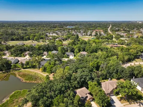 1612 Bur Oak Drive Hoffman Estates IL 60192