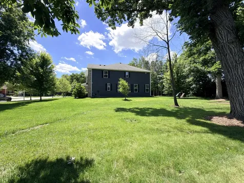 1612 Bur Oak Drive Hoffman Estates IL 60192