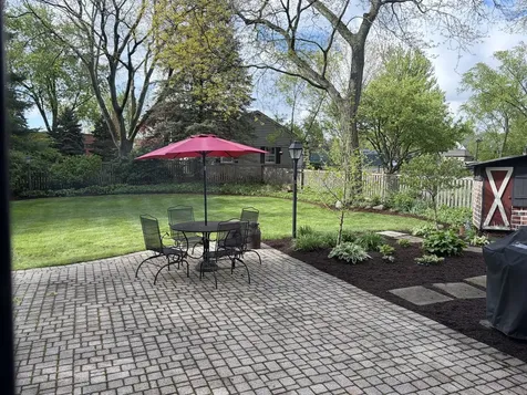 909 East Rockwell Street Arlington Heights IL 60005