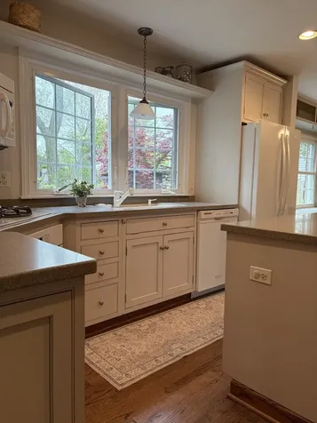 909 East Rockwell Street Arlington Heights IL 60005