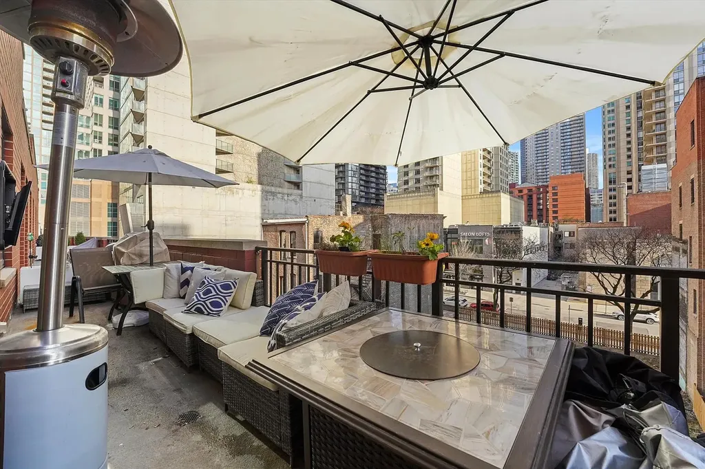 33 West Huron Street Chicago IL 60654