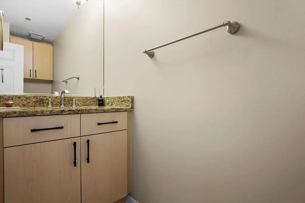 33 West Huron Street Chicago IL 60654