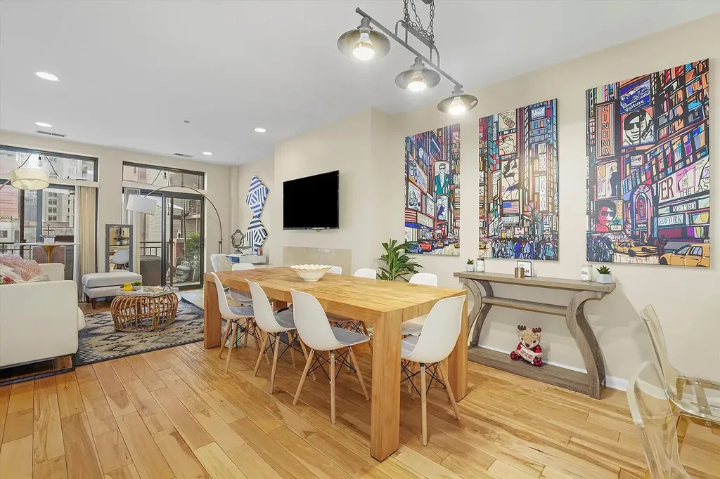 33 West Huron Street Chicago IL 60654