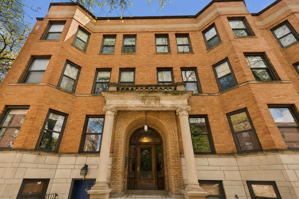 5353 North Kenmore Avenue Chicago IL 60640