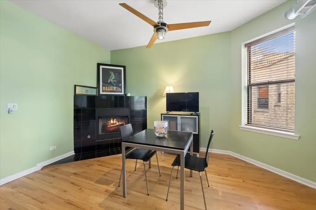 5353 North Kenmore Avenue Chicago IL 60640