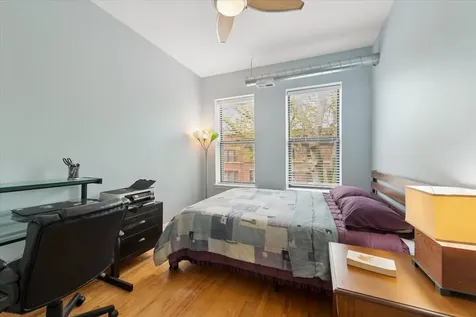 5353 North Kenmore Avenue Chicago IL 60640