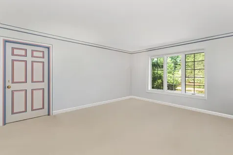 22 Regent Wood Road Northfield IL 60093