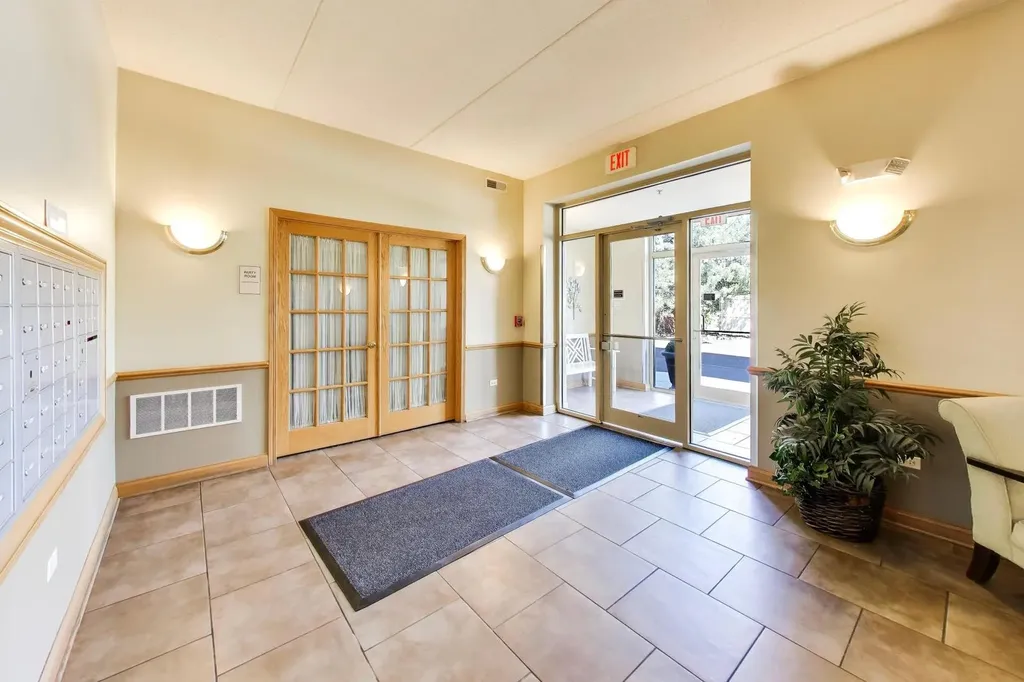 500 East Saint Charles Road Lombard IL 60148