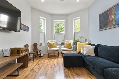 2825 West Walnut Street Chicago IL 60612