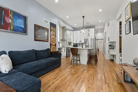 2825 West Walnut Street Chicago IL 60612