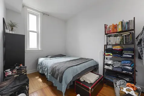 2825 West Walnut Street Chicago IL 60612