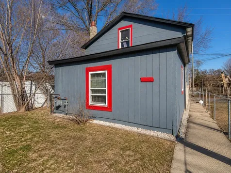 8723 South Eggleston Avenue Chicago IL 60620