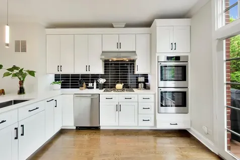 2652 North Southport Avenue Chicago IL 60614