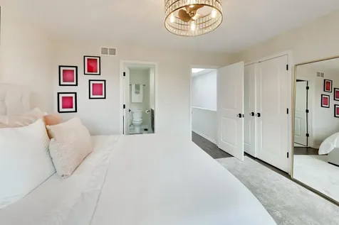 2652 North Southport Avenue Chicago IL 60614