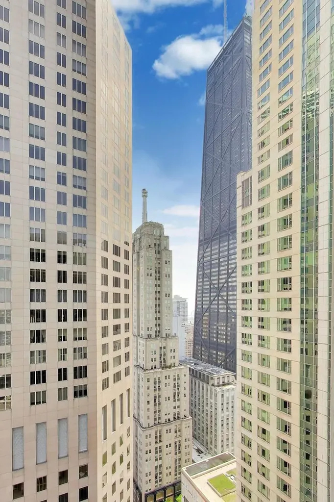 100 East Walton Street Chicago IL 60611