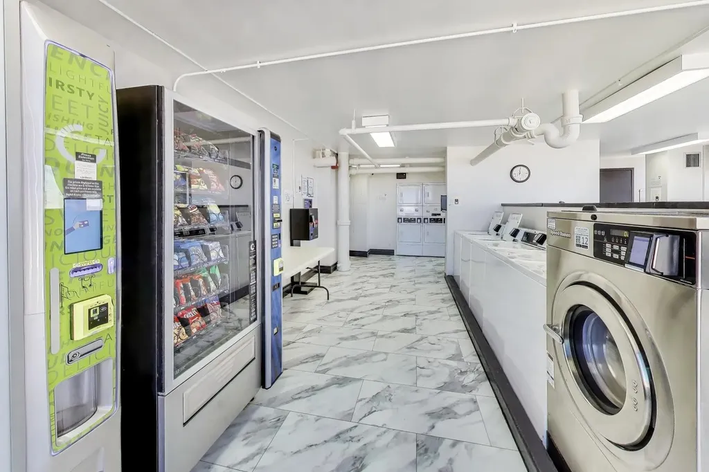 100 East Walton Street Chicago IL 60611