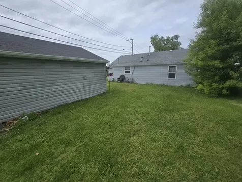 2442 Burbank Street Joliet IL 60435