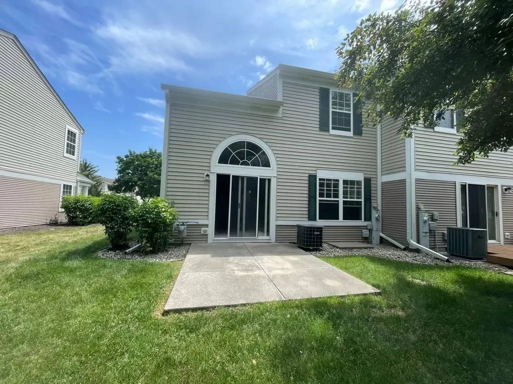2607 Oak Tree Lane Plainfield IL 60586