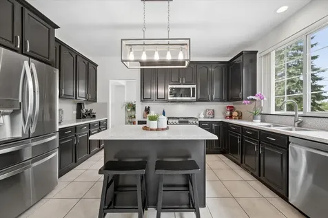 2304 Sarazen Drive Vernon Hills IL 60061