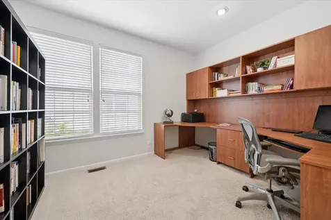 2304 Sarazen Drive Vernon Hills IL 60061