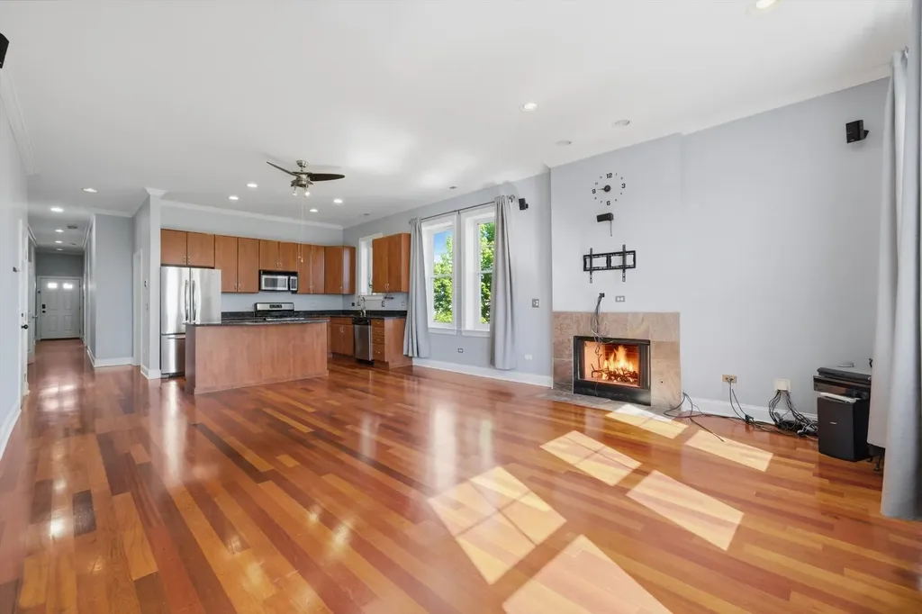 2204 North Natchez Avenue Chicago IL 60707