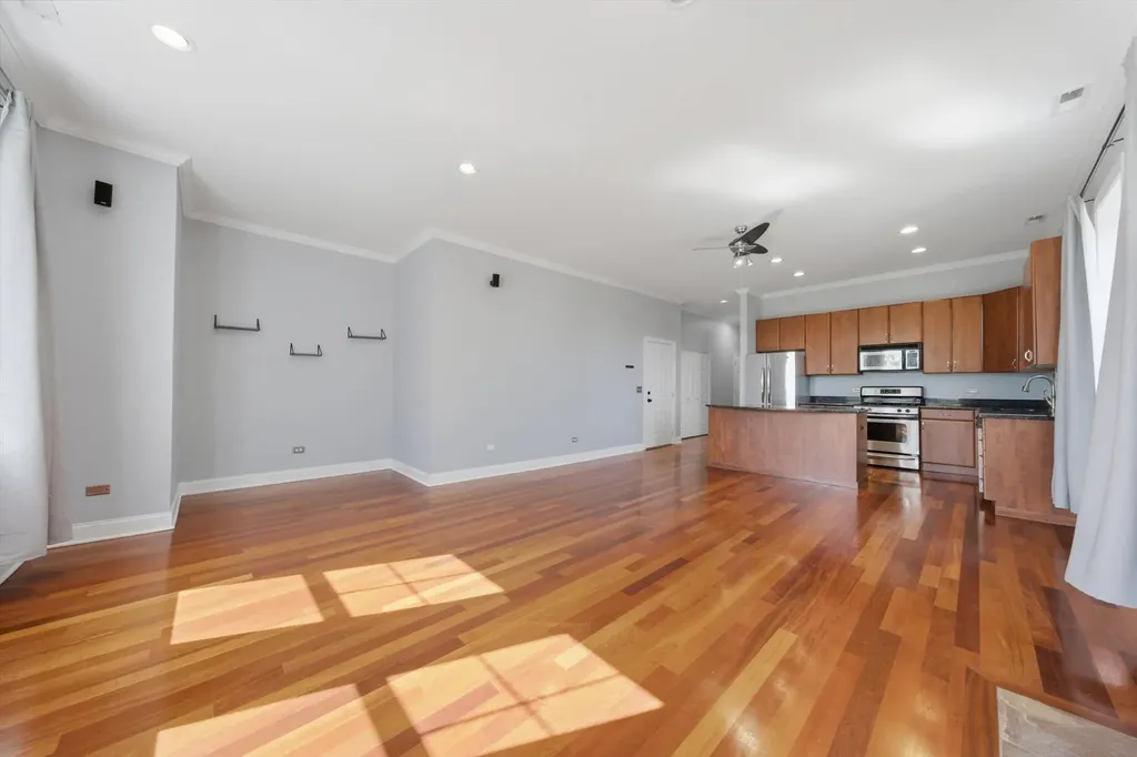 2204 North Natchez Avenue Chicago IL 60707