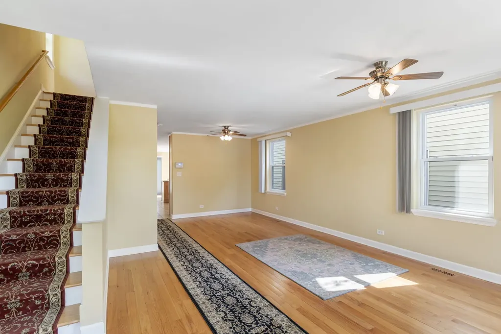 5242 West Ferdinand Street Chicago IL 60644