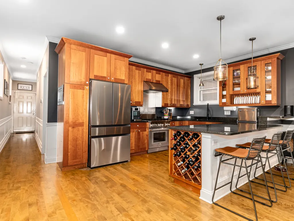 1455 West Fry Street Chicago IL 60642
