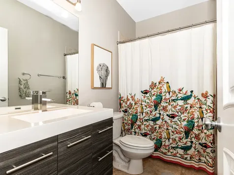 1455 West Fry Street Chicago IL 60642