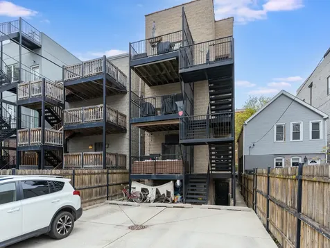 1455 West Fry Street Chicago IL 60642