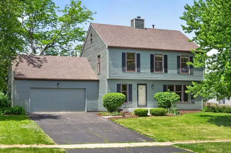 9 Jennifer Lane Dekalb IL 60115