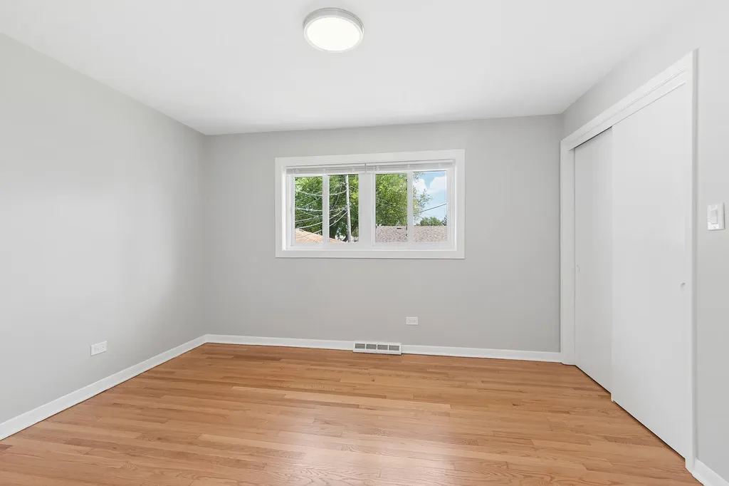 10849 South Christiana Avenue Chicago IL 60655