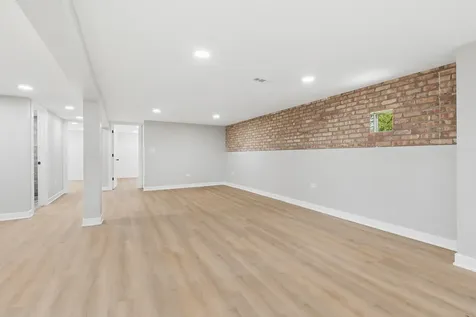 10849 South Christiana Avenue Chicago IL 60655