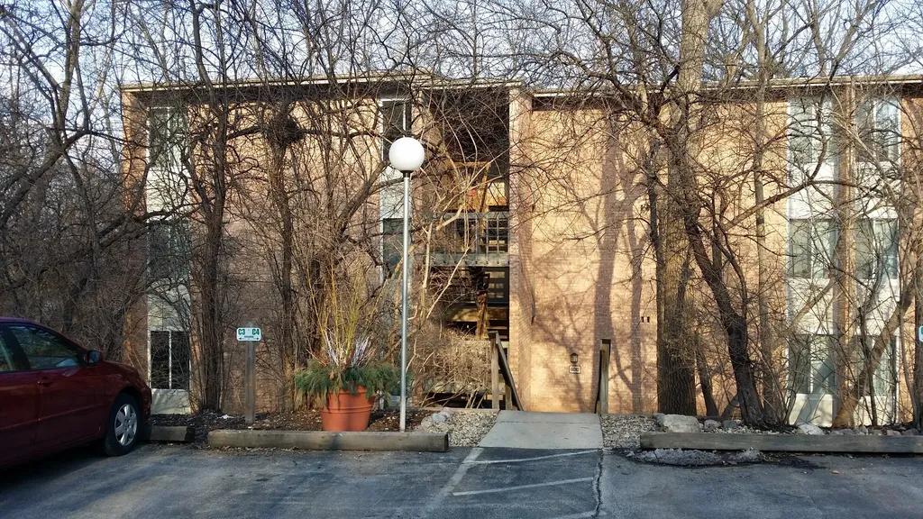6010 Forest View Road Lisle IL 60532
