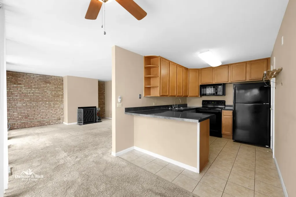 6010 Forest View Road Lisle IL 60532