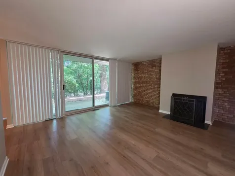 6010 Forest View Road Lisle IL 60532
