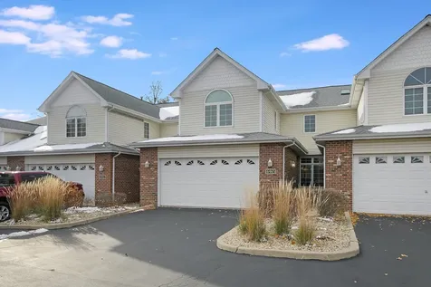 6963 Margaret Courtyard Court Tinley Park IL 60477