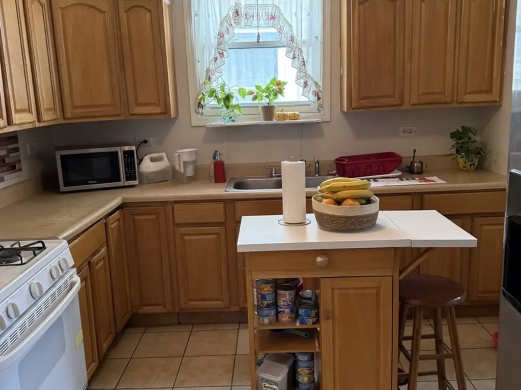 5819 South Fairfield Avenue Chicago IL 60629