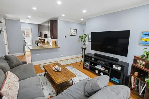1427 West Elmdale Avenue Chicago IL 60660