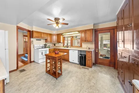 204 North West Street Earlville IL 60518