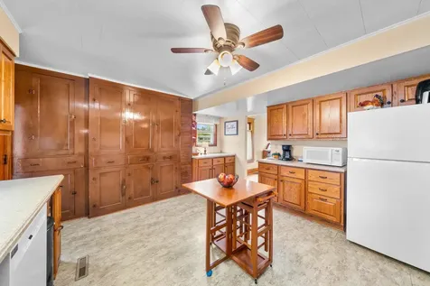 204 North West Street Earlville IL 60518