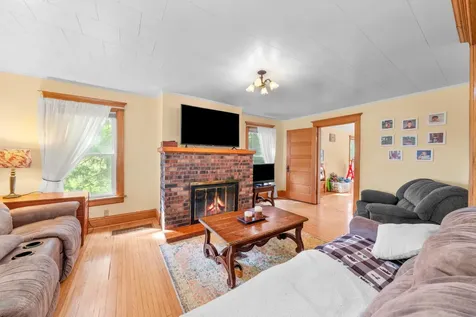 204 North West Street Earlville IL 60518