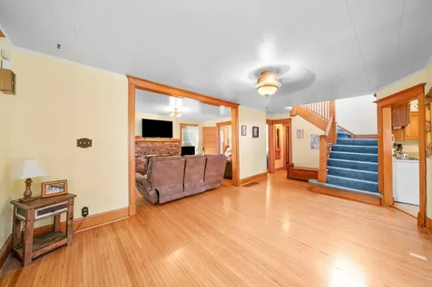 204 North West Street Earlville IL 60518
