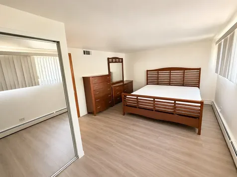 5557 South Harper Avenue Chicago IL 60637