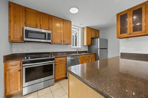 1323 East 61st Street Chicago IL 60637