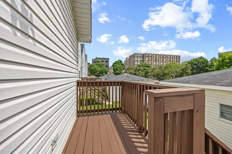 1323 East 61st Street Chicago IL 60637