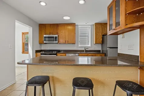 1323 East 61st Street Chicago IL 60637