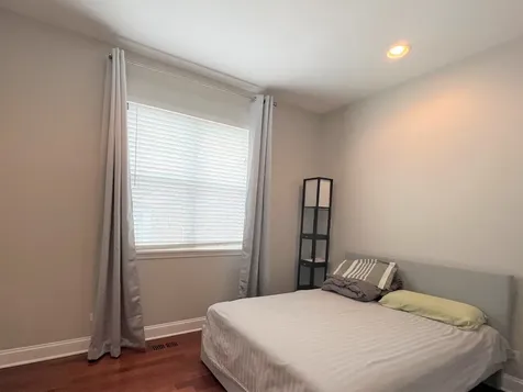 2424 North Southport Avenue Chicago IL 60614