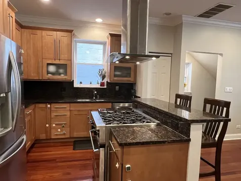 2424 North Southport Avenue Chicago IL 60614