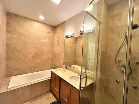 2424 North Southport Avenue Chicago IL 60614